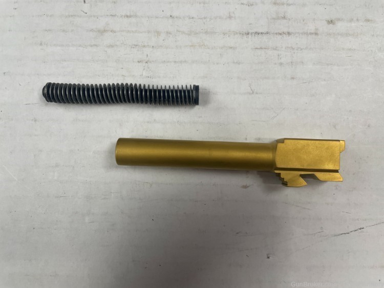 Glock, 9MM Barrel, Gold Tin, Includes Spring and Guide Rod-img-0