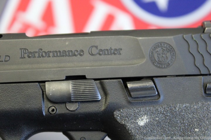 Smith & Wesson M&P40 Shield Performance Center.40 S&W Item P-23-img-12