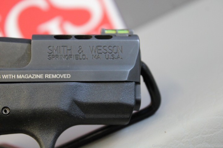 Smith & Wesson M&P40 Shield Performance Center.40 S&W Item P-23-img-5