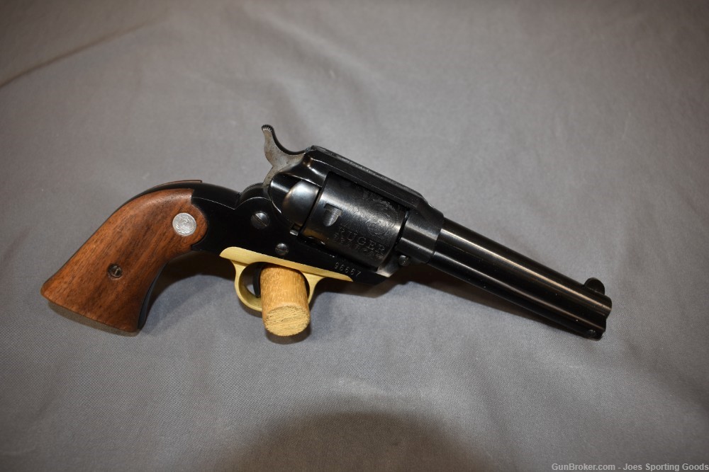 Ruger Bearcat - .22 LR Single-Action Revolver w/ Engraved Cylinder-img-4