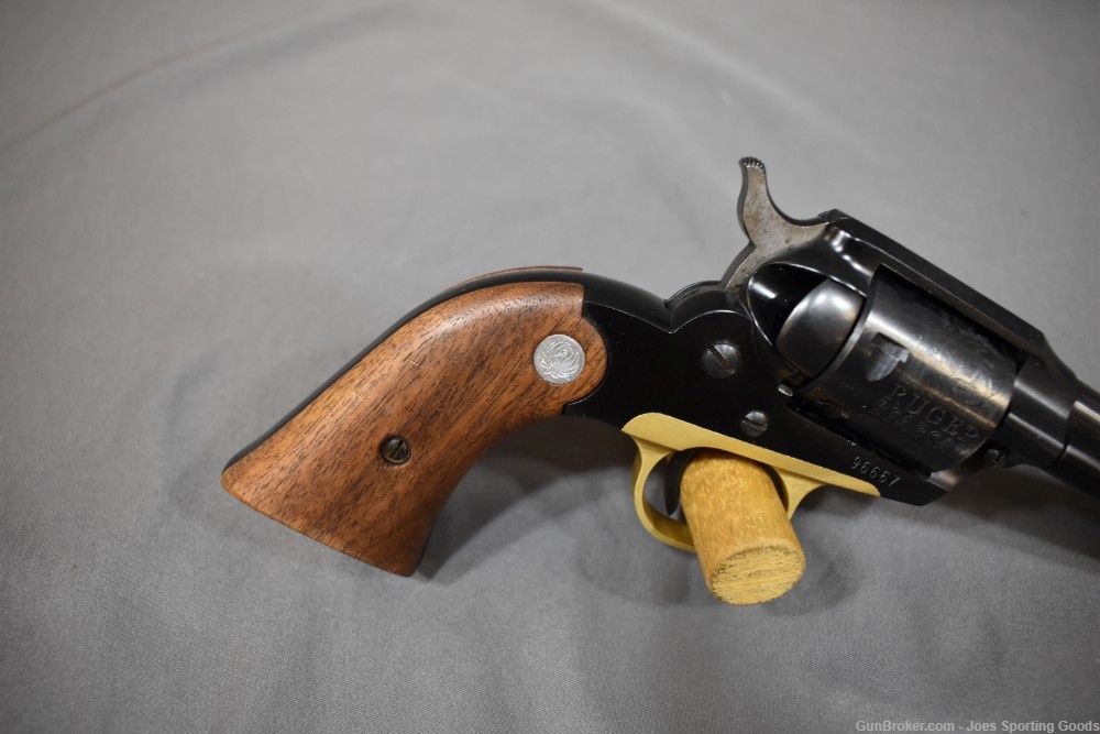 Ruger Bearcat - .22 LR Single-Action Revolver w/ Engraved Cylinder-img-5