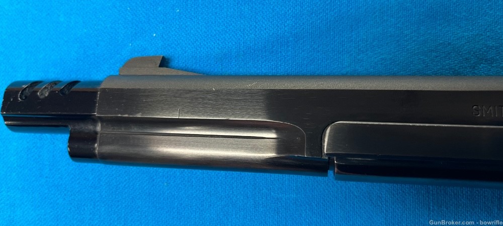 1969 Smith & Wesson Model 41 blue 22LR ORIGINAL BOX AND FINISH!-img-5
