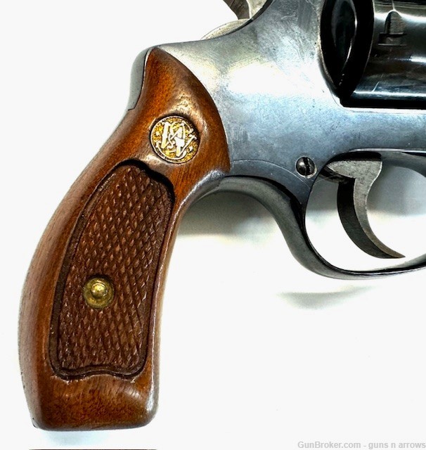 Smith & Wesson Model 36 38Spl 5 shot Blued Wood Grips-img-1