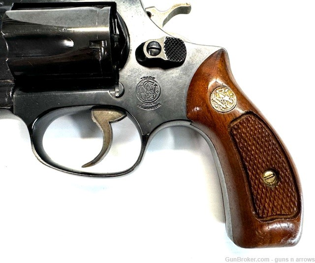 Smith & Wesson Model 36 38Spl 5 shot Blued Wood Grips-img-7