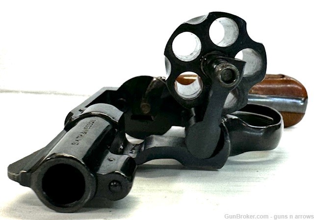 Smith & Wesson Model 36 38Spl 5 shot Blued Wood Grips-img-9