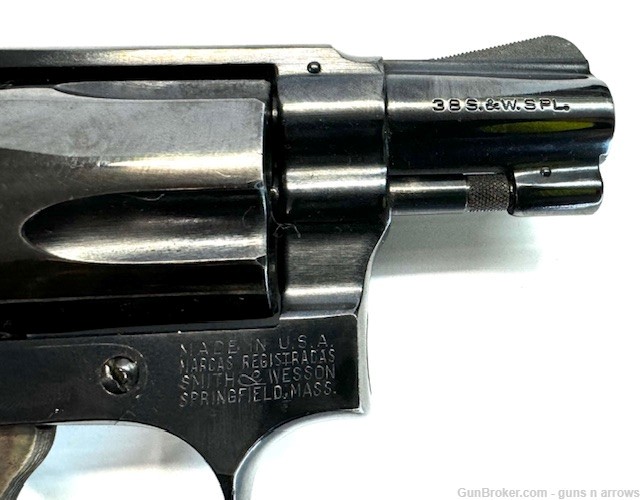 Smith & Wesson Model 36 38Spl 5 shot Blued Wood Grips-img-3