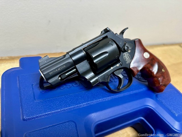 RARE Smith & Wesson Model 357 Nightguard .41Magnum NO Reserve Penny Start -img-0