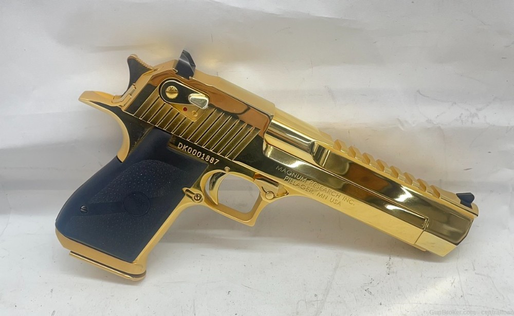 MAGNUM RESEARCH .50 AE DESERT EAGLE IN GOLD PLATED W/CASE!-img-4