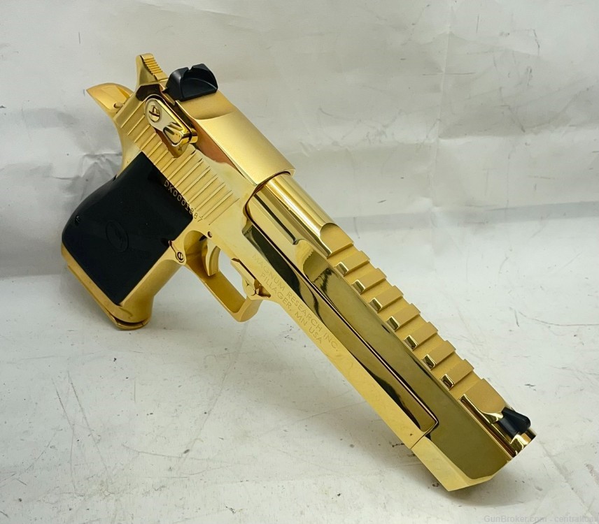 MAGNUM RESEARCH .50 AE DESERT EAGLE IN GOLD PLATED W/CASE!-img-5