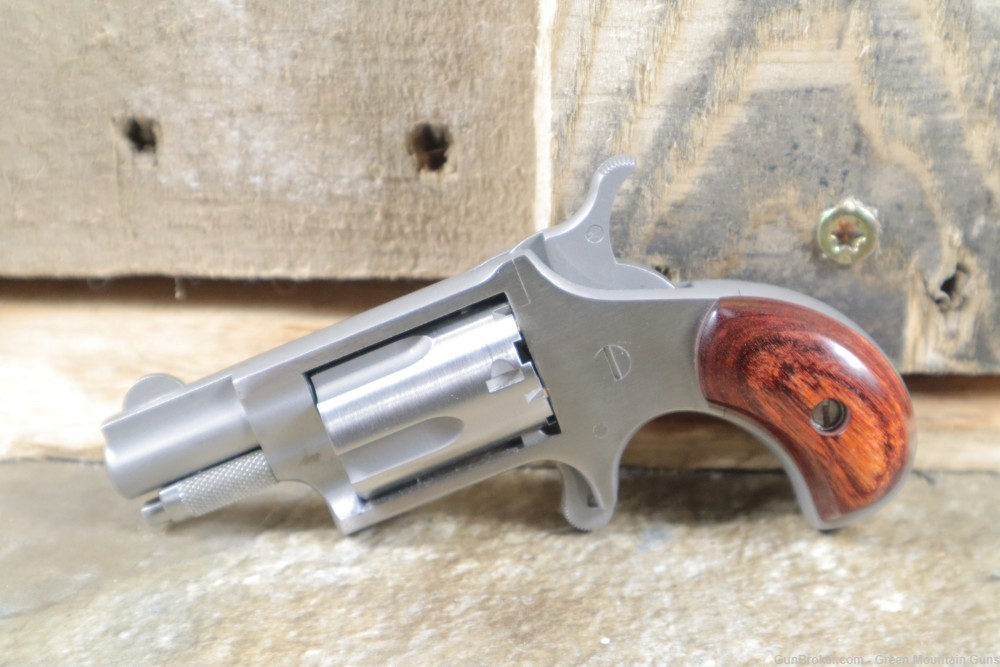 North American Arms Mini-Revolver .22LR Penny Bid NO RESERVE-img-1