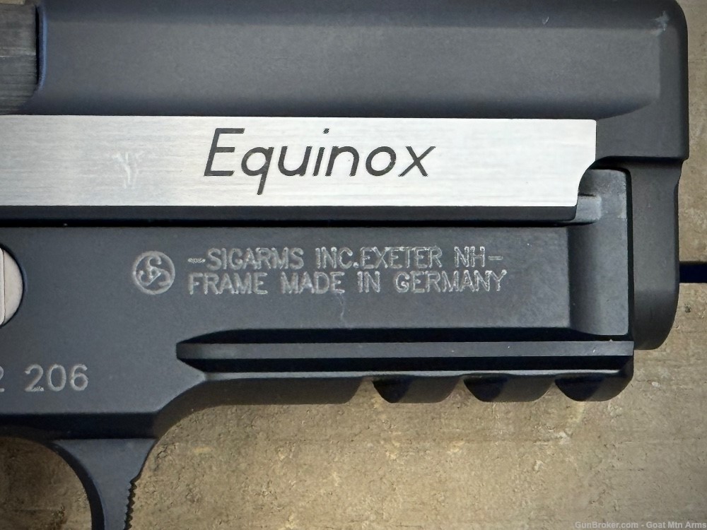 PENNY START: Sig Sauer P229 Equinox DA/SA .40 SW EX Cond TONS of Extras-img-9