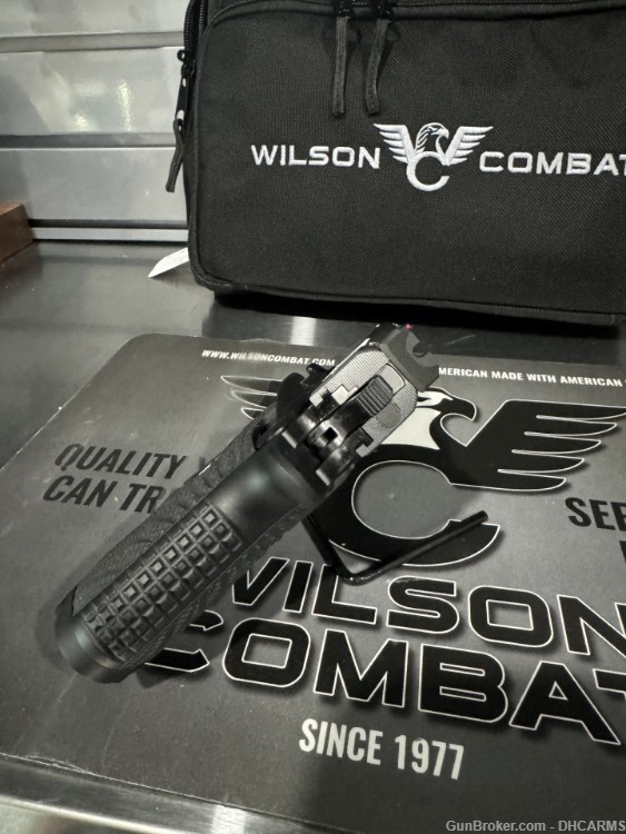 NIB Wilson Combat Experior Commander - .9mm DS - 2Tone Package-img-2