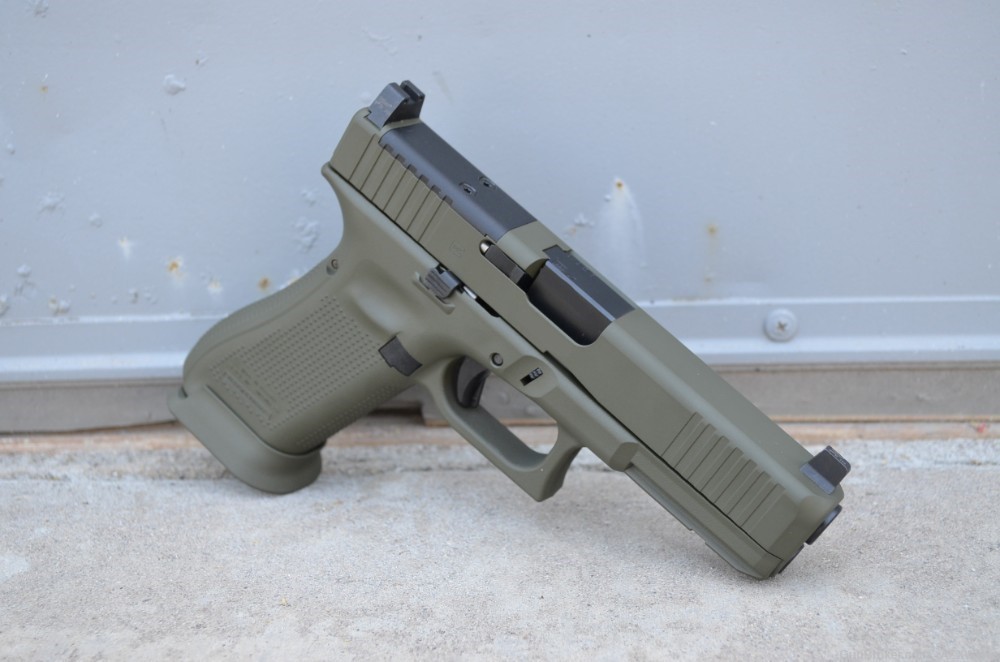 Glock 17 G5 MOS W/Trijicon Sup Optic HT NS Magwell X-Werks OD Green New -img-2