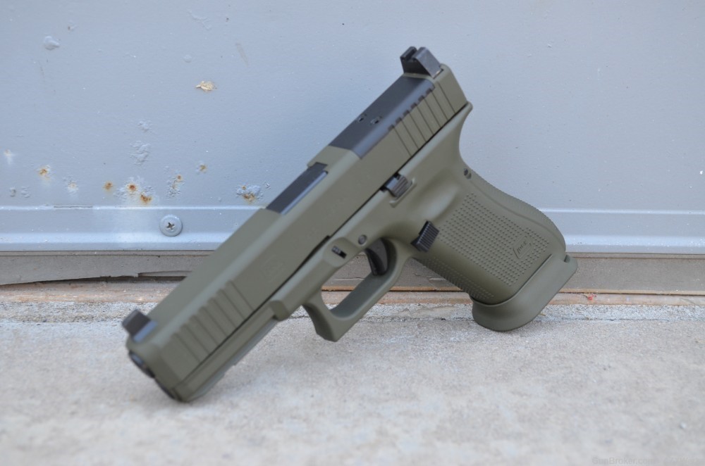 Glock 17 G5 MOS W/Trijicon Sup Optic HT NS Magwell X-Werks OD Green New -img-0