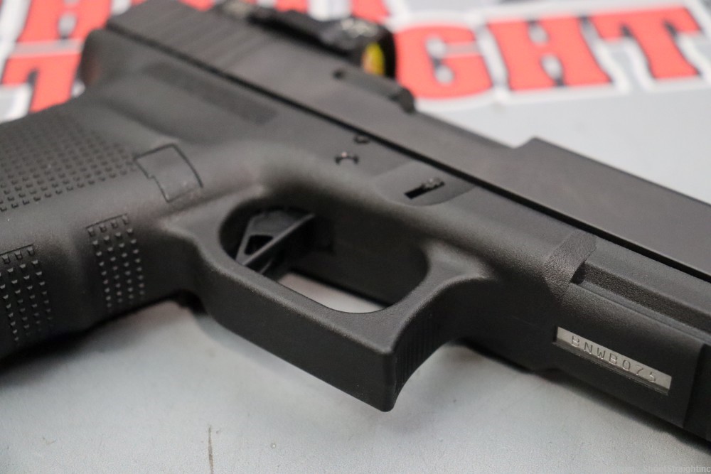 Glock 40 Gen 4  6.02" 10mm w/Case & Optic -img-22