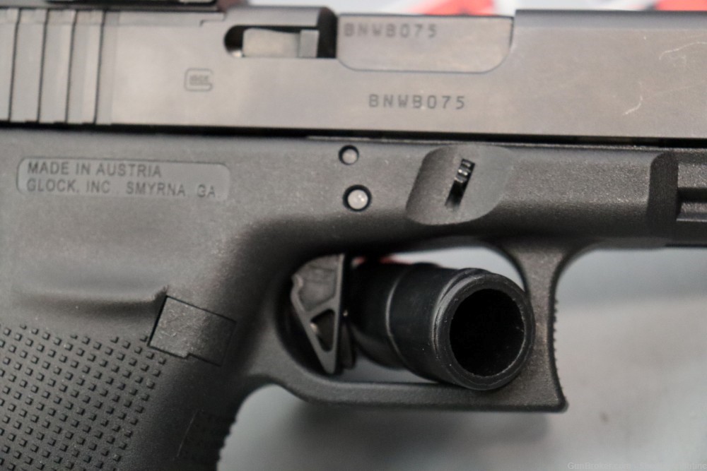 Glock 40 Gen 4  6.02" 10mm w/Case & Optic -img-13