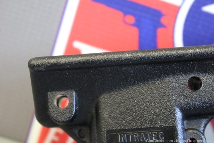 Intratec Tec-9 9mm (read disc) Item S-440-img-12