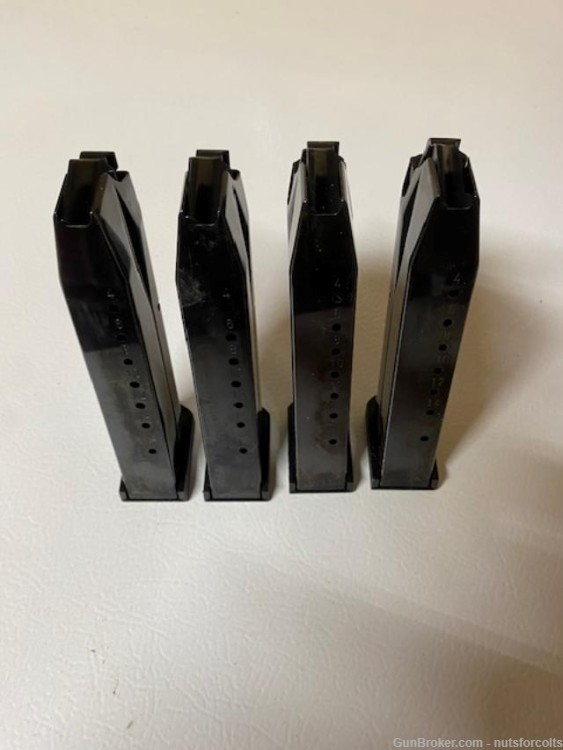 4 new  Beretta factory 9mm Mags 92 92F CX4 Storm Ninety Two 17 round Italy -img-4