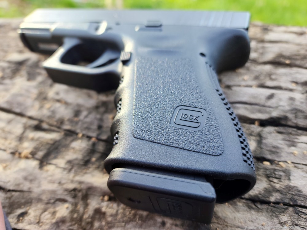 Glock G19 Gen3 9mm 15+1-img-3