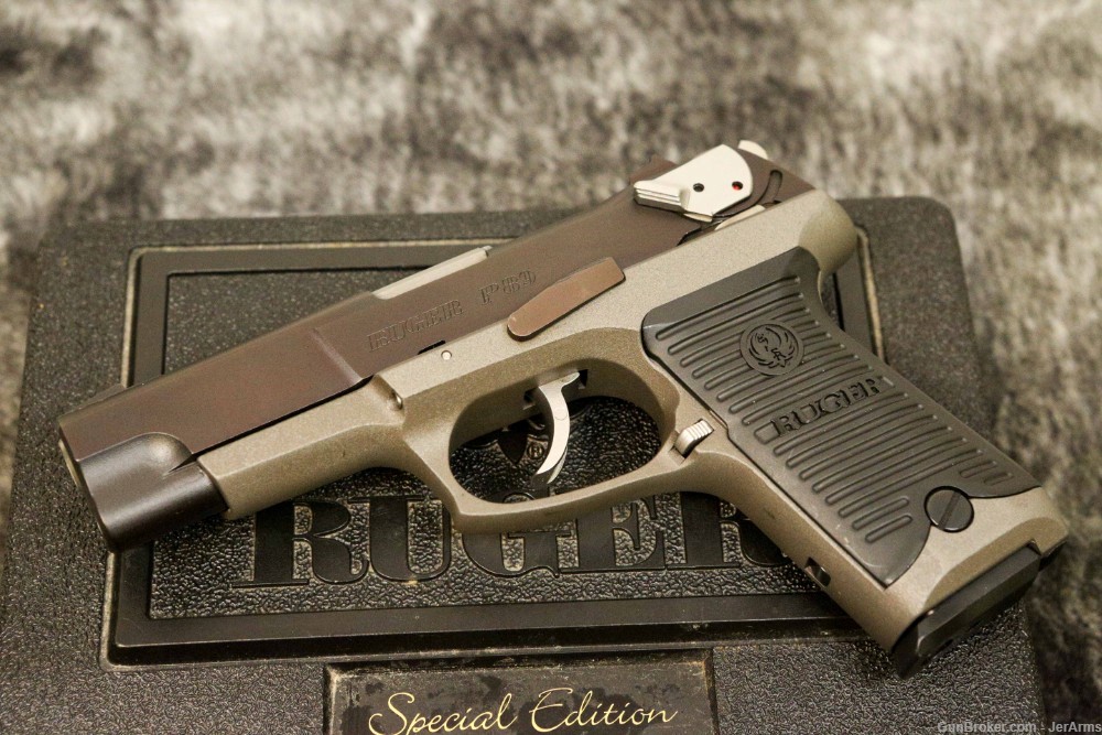 Ruger P89T Special Edition Two Tone 9mm Semi Auto Pistol in original box-img-1