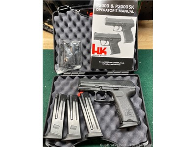 Heckler & Koch HK P2000 V3 9mm LEM trigger Night Sights  w/ orig box & 4mag