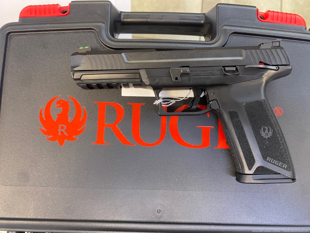 Free Shipping Ruger Five Seven Pistol 5.7x28 MINT LIKE NEW 2 MAGS -img-0