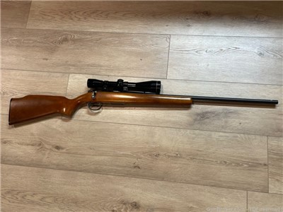 Remington 581 bolt action single shot w/ leupold m8 6x42