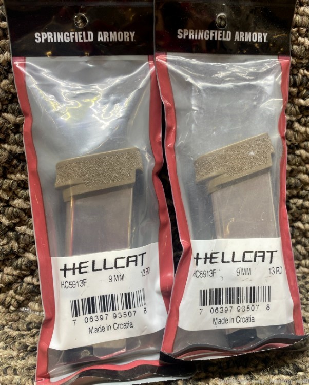 2 Springfield Armory Hellcat Magazines 9mm 13 Round FDE Polymer Base Plate -img-0