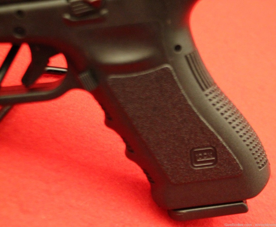 Glock Gen 3 G35 .40 Cal 5"-barrel pistol w/9mm conversion G34-img-11