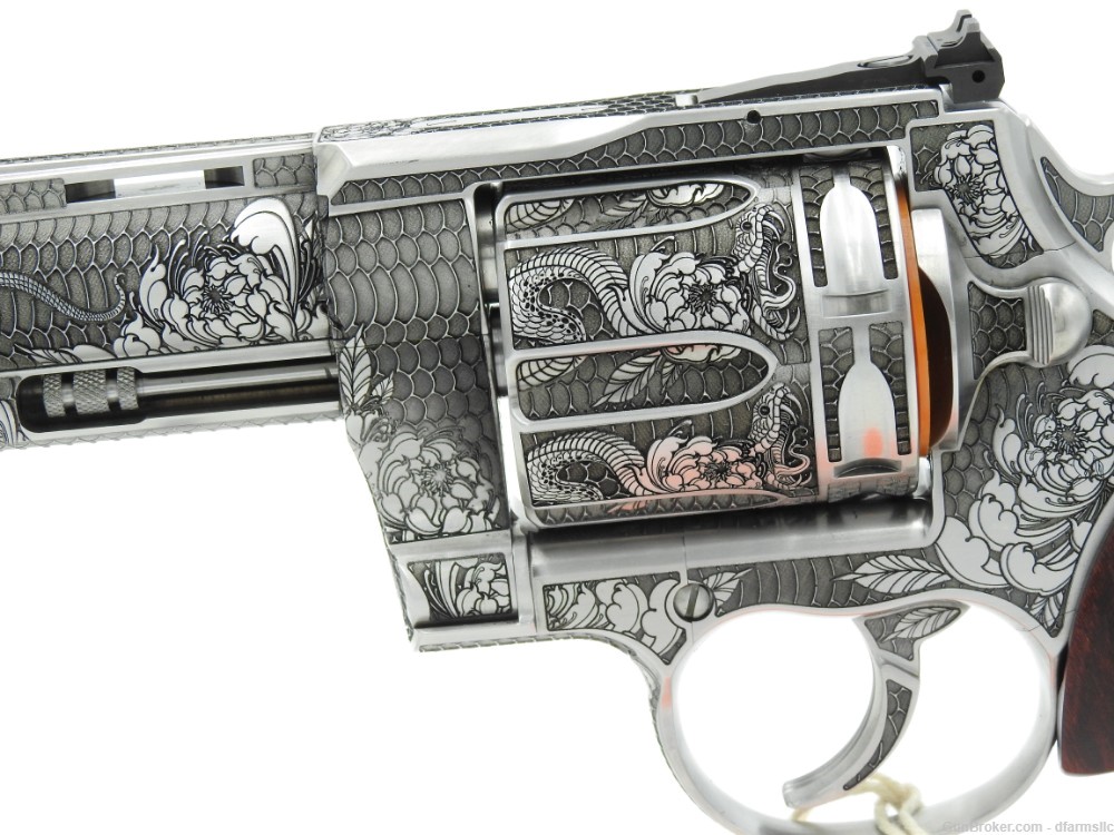 Extremely Rare Collectible Stunning Custom Engraved Colt Anaconda 8" 44 MAG-img-7