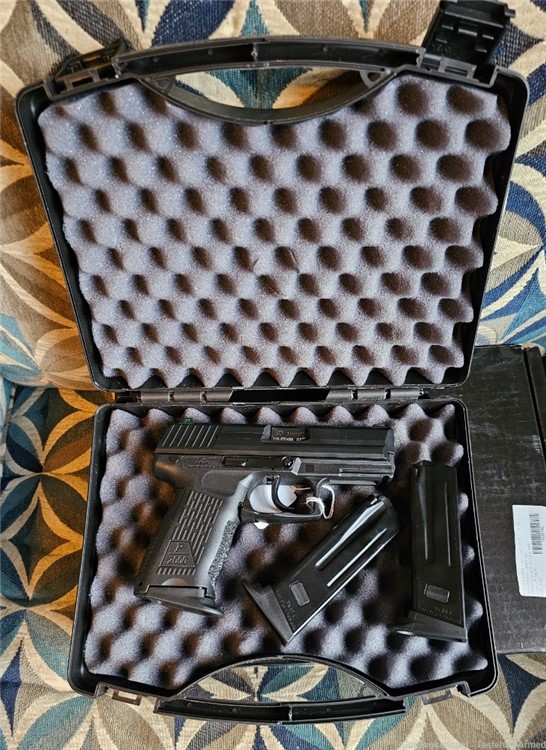 Heckler & Koch P2000 9mm Semi-Auto Pistol 15+1 3 Mags NIB-img-0