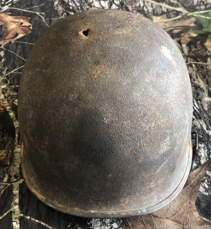 Original US M1 Swivel Bale Front Seam Helmet & Liner 4th Army Logo-img-2
