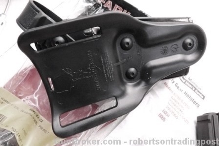 SW99 Glock 17 22 Left Hand Duty Holster Safariland-img-4