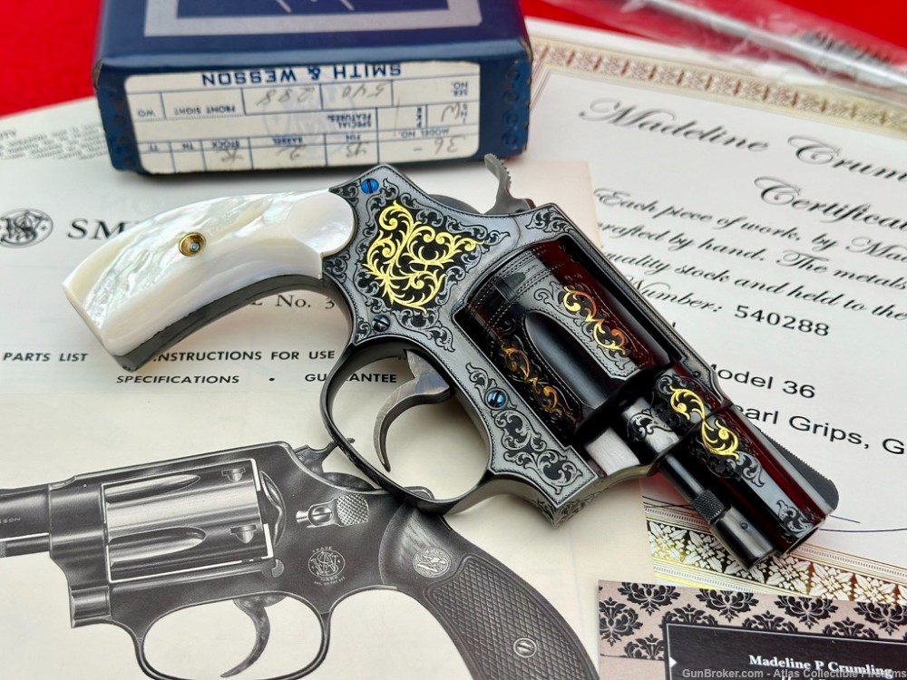 Smith & Wesson Model 36 Chiefs .38 Special |*MASTER ENGRAVED - GOLD INLAY*|-img-6