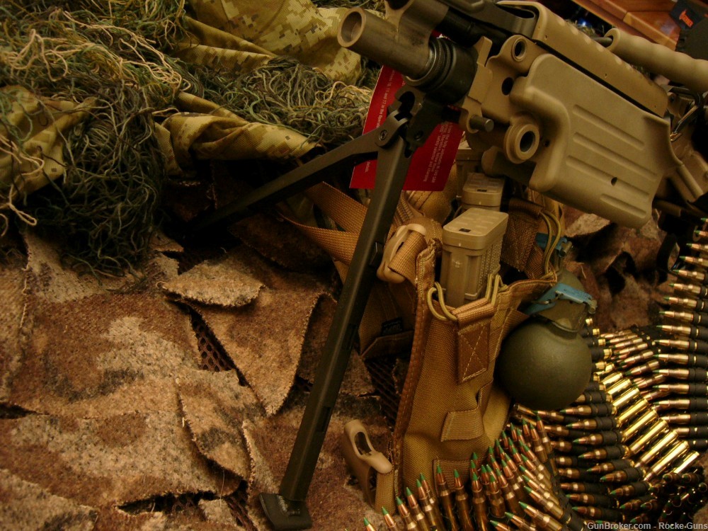 FN FNH M249 SAW M249S TRIJICON M249 OPTICS BELTED AMMO SOCOM RMR DARK EARTH-img-16