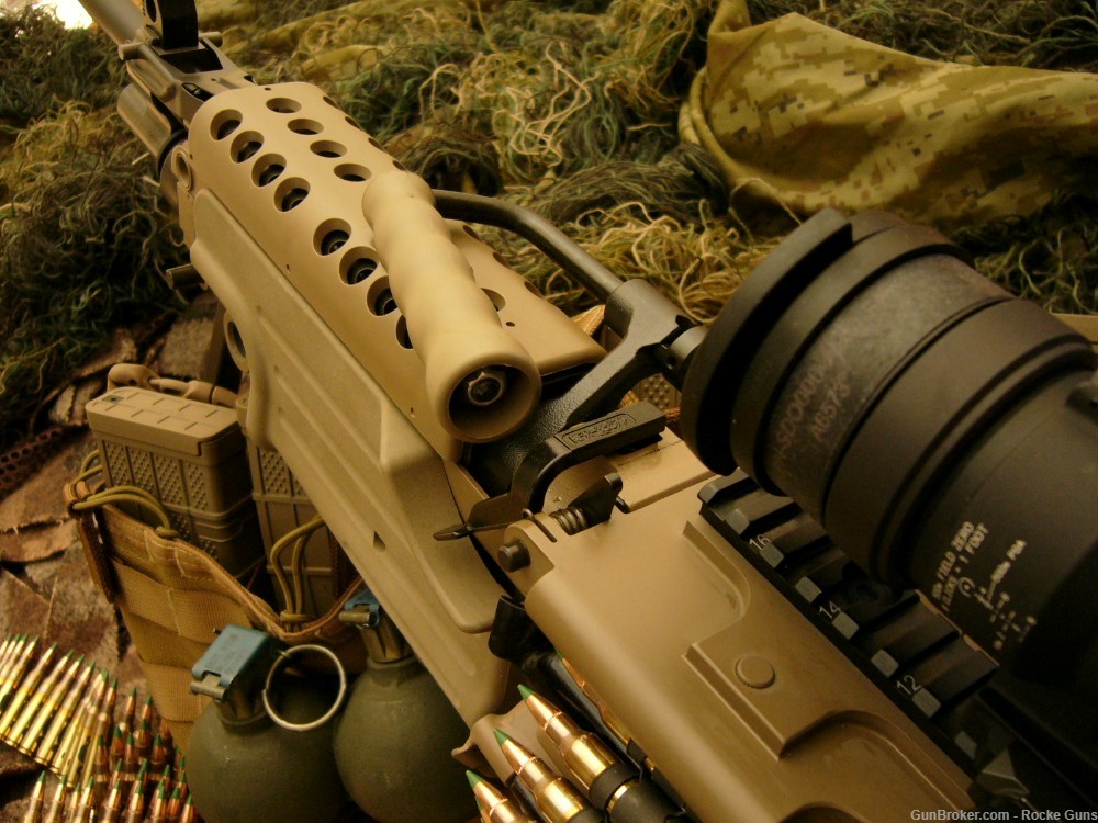 FN FNH M249 SAW M249S TRIJICON M249 OPTICS BELTED AMMO SOCOM RMR DARK EARTH-img-27