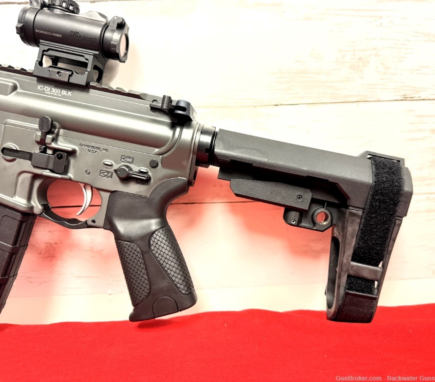 FACTORY NEW LWRC IC-DI AR15 PISTOL.300BLK SB3 PREMIUM GREY FREE SIG OPTIC-img-4