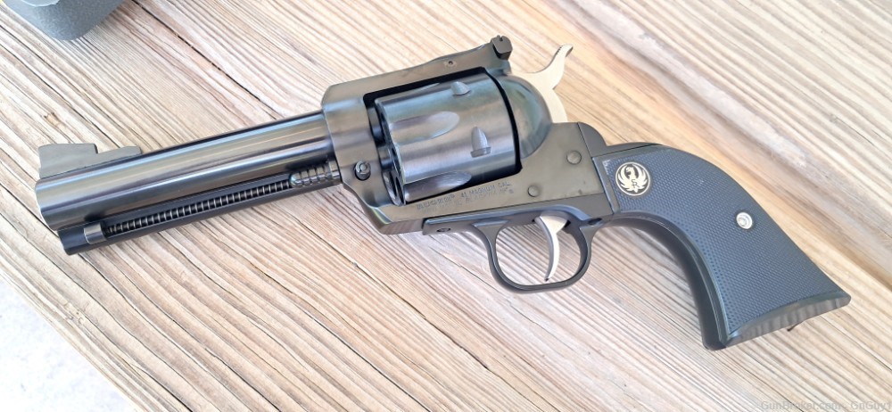Excellent Ruger New Model Revolver 41Magnum Adj Site 2009 MFG 10405 Blued-img-2