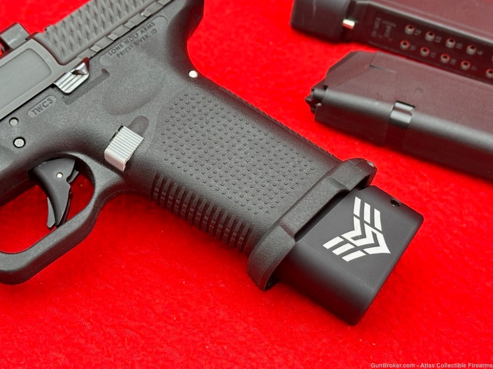 Lone Wolf Arms Custom 19-9 Black 9mm 4.5" Threaded - RMR Cut & 3 Magazines-img-4