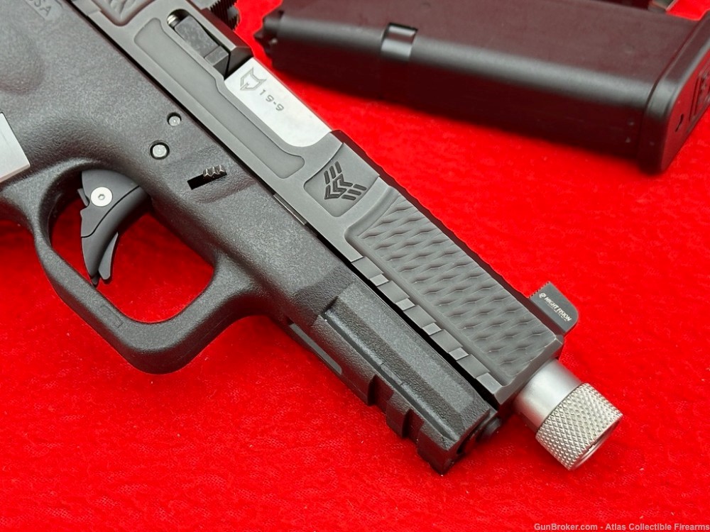 Lone Wolf Arms Custom 19-9 Black 9mm 4.5" Threaded - RMR Cut & 3 Magazines-img-6