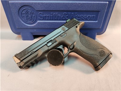 SMITH & WESSON M&P40 40S&W USED! PENNY AUCTION!