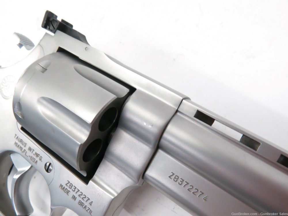 Taurus 44 6.5" 44 Magnum 6-Shot Revolver w/ Holster-img-13