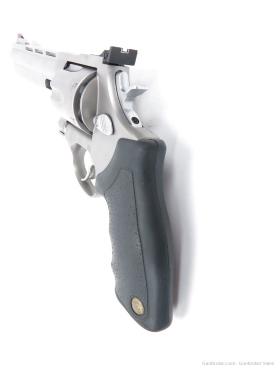 Taurus 44 6.5" 44 Magnum 6-Shot Revolver w/ Holster-img-6