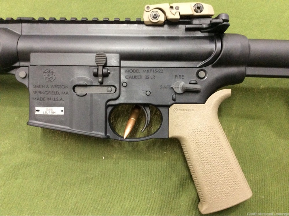 SMITH & WESSON M&P 15 UNFIRED IN BOX-img-4