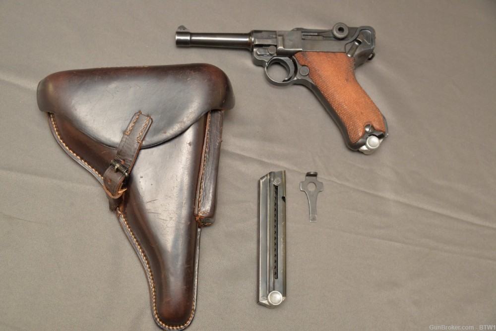 Minty 1940 WWII Mauser code "42" P08 German Army Luger Complete Rig -img-19