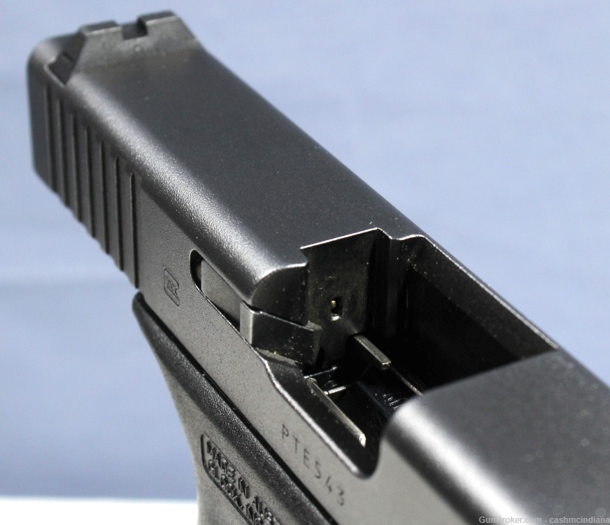 Glock 23 Gen3 .40 S&W 13-RD Compact Semi Auto Pistol | PI2350201-img-11