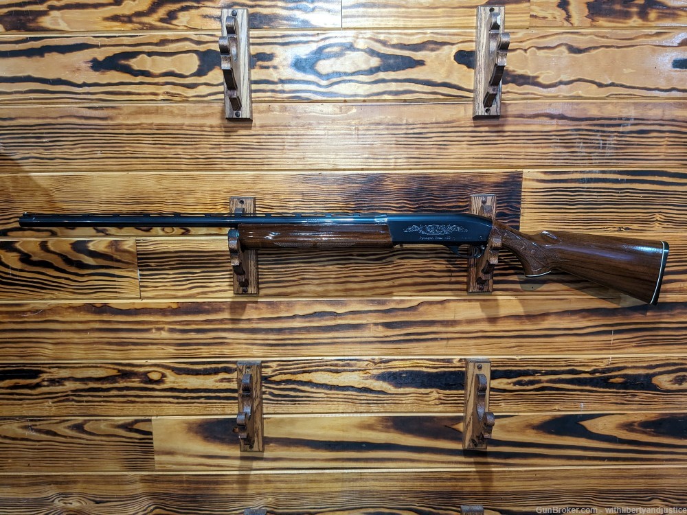 MINTY Remington 1100 Engraved 12 gauge CHOKE Semi Shotgun 28" barrel - RARE-img-13