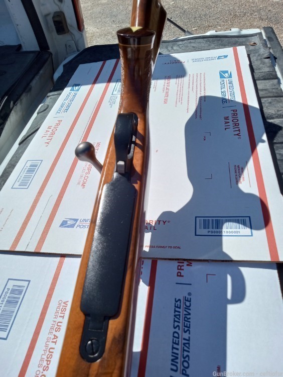 Weatherby Mark V Left hand LH 340 with extras-img-11