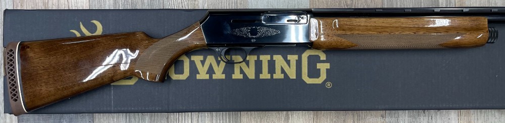 Used Near Mint Browning 2000 12 Gauge Automatic Shotgun, Side Load-img-1