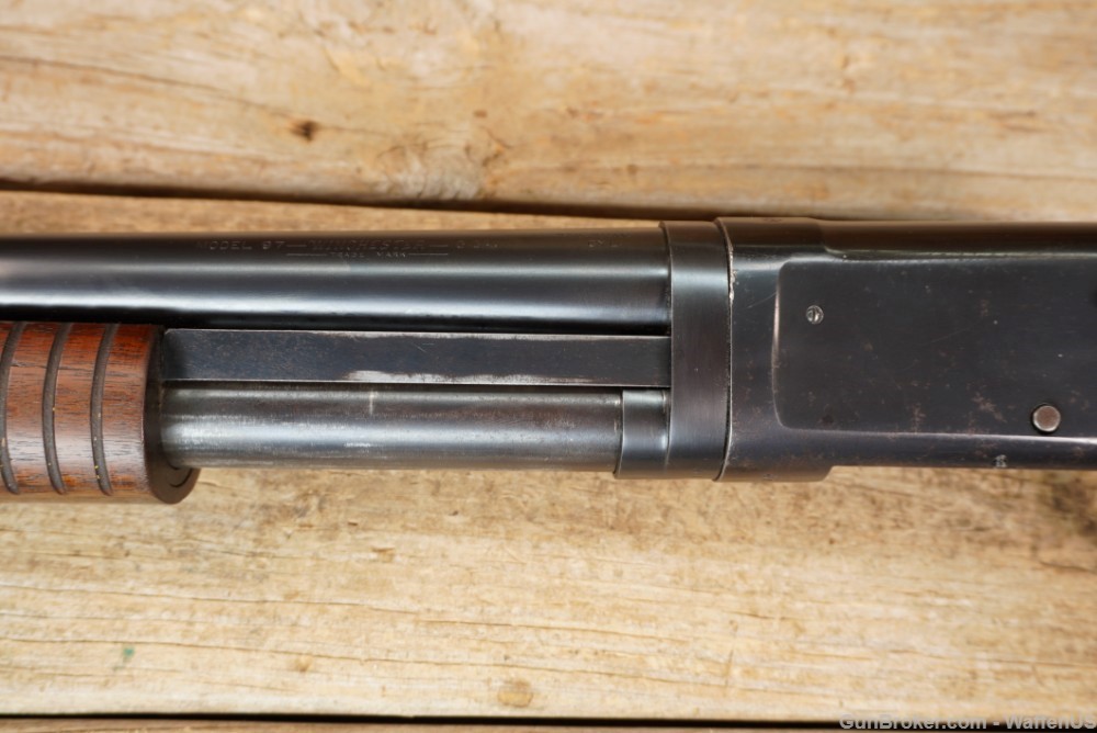 Winchester Model 1897 c. 1947 16 gauge CYL CHOKE 28in bbl tight action 97-img-21